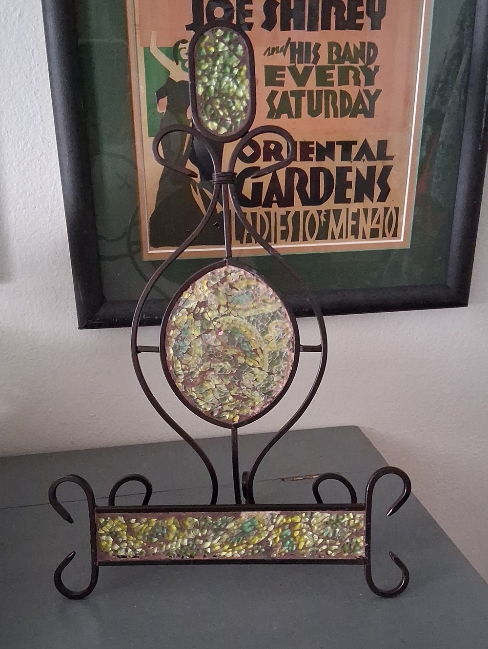 Decorative Metal Mosaic Picture Frame/ Decorative Plste Stand - Green